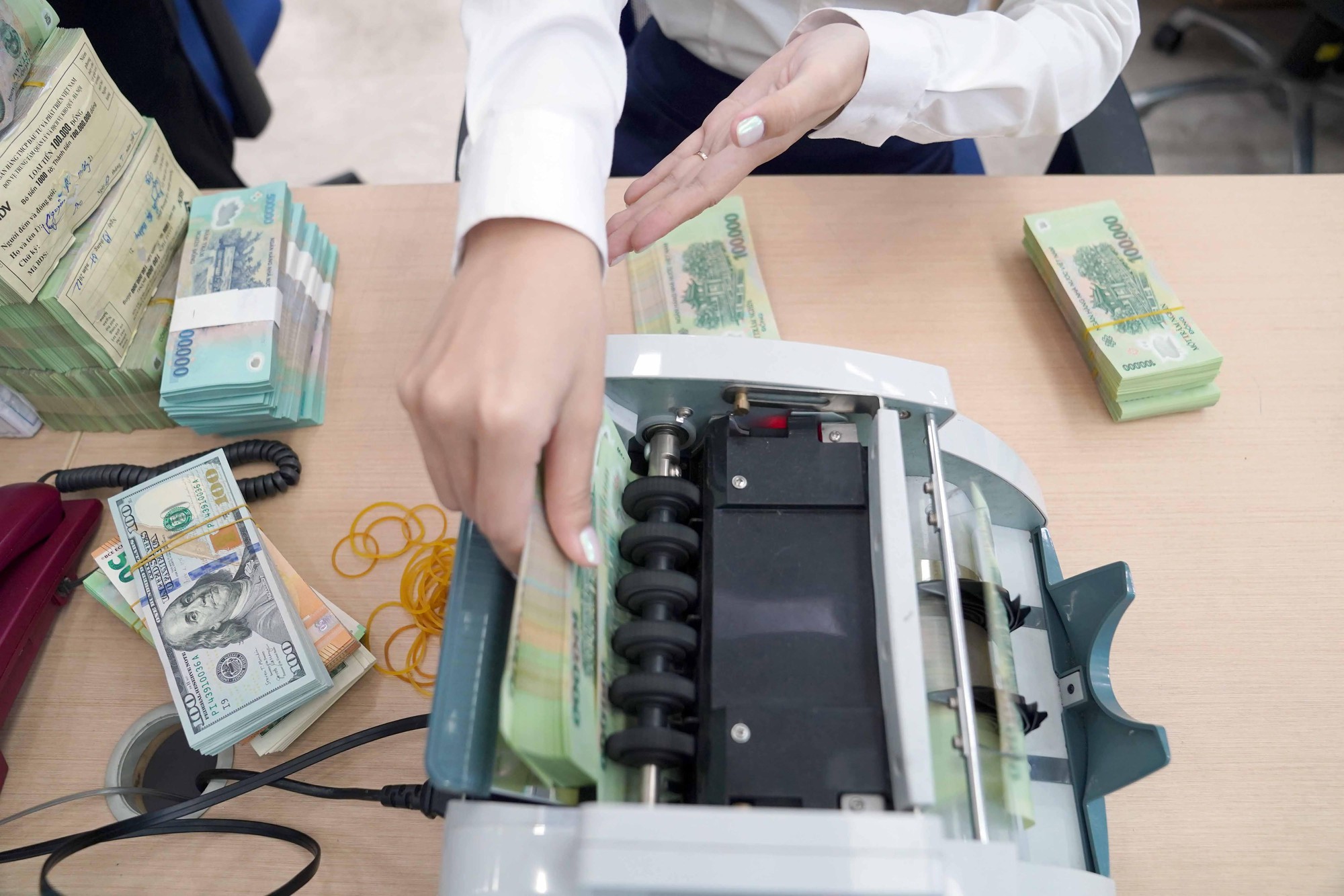 Giá USD hôm nay 24.9.2024: Đồng loạt tăng- Ảnh 1. Giá USD hôm nay 24.9.2024: Đồng loạt tăng- Ảnh 1.