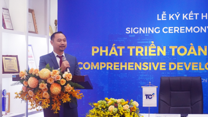 Ông.... phát biểu.