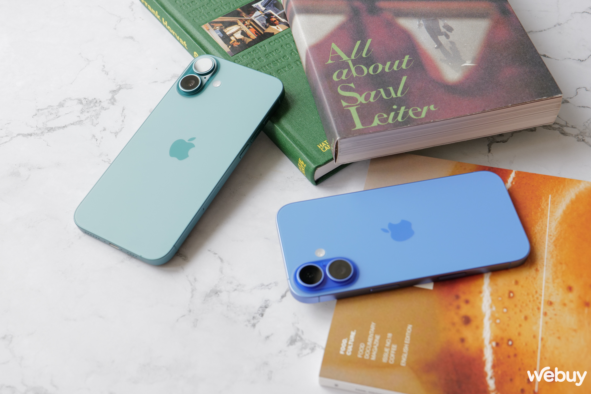 Trên tay iPhone 16 và iPhone 16 Plus chính hãng VN/A: Đây mới là chiếc iPhone đáng mua của năm nay, nhiều nâng cấp, có màu Trên tay iPhone 16 và iPhone 16 Plus chính hãng VN/A: Đây mới là chiếc iPhone đáng mua của năm nay, nhiều nâng cấp, có màu