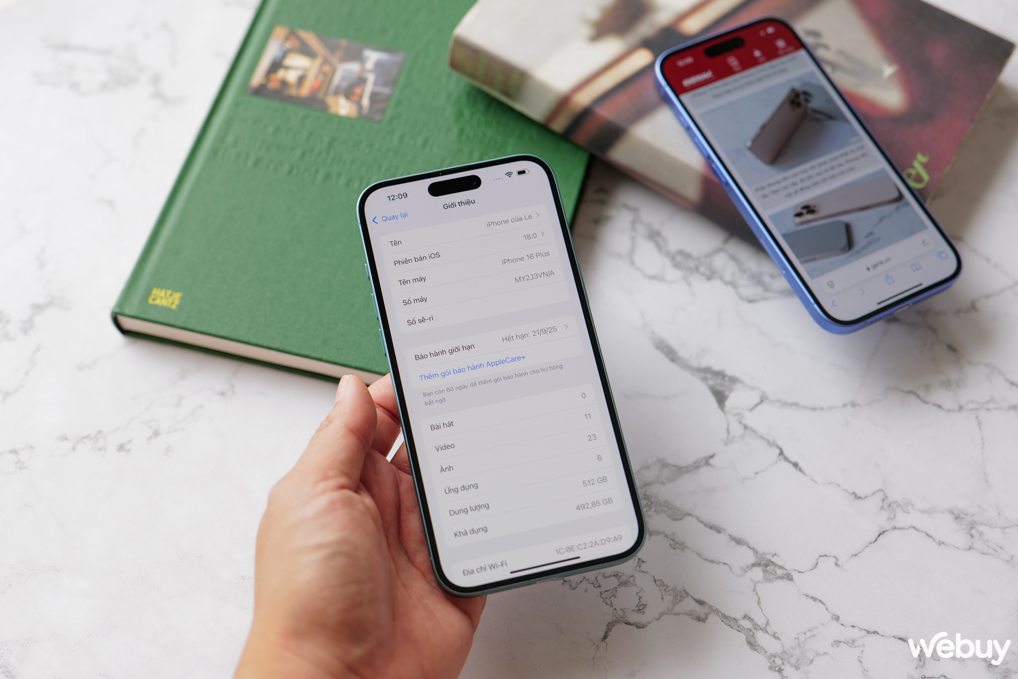 Trên tay iPhone 16 và iPhone 16 Plus chính hãng VN/A: Đây mới là chiếc iPhone đáng mua của năm nay, nhiều nâng cấp, có màu Trên tay iPhone 16 và iPhone 16 Plus chính hãng VN/A: Đây mới là chiếc iPhone đáng mua của năm nay, nhiều nâng cấp, có màu
